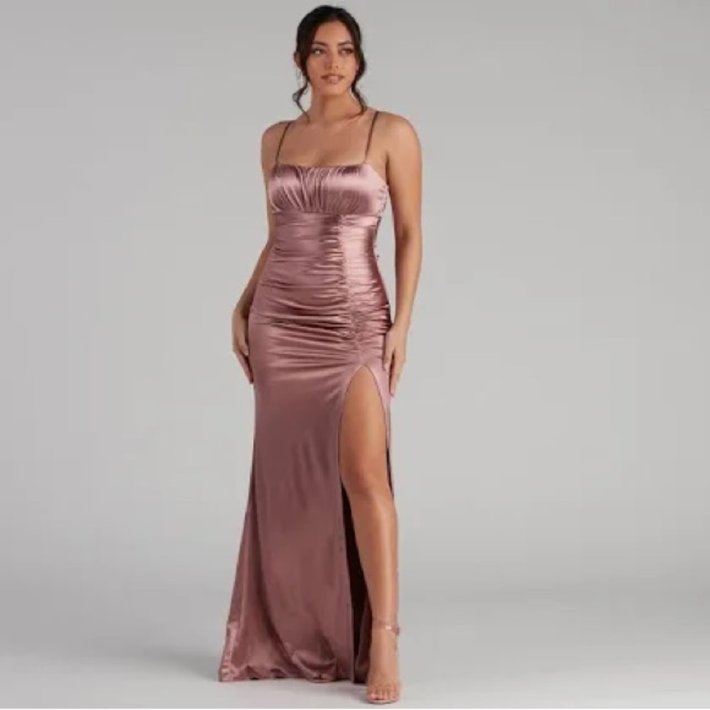 Windsor Brooklyn Satin Ruched Formal Dress